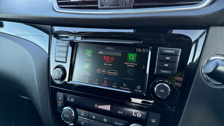 Nissan Qashqai 1.3 DiG-T 160 [157] N-Connecta 5dr DCT Glass Roof Petrol Hatchback